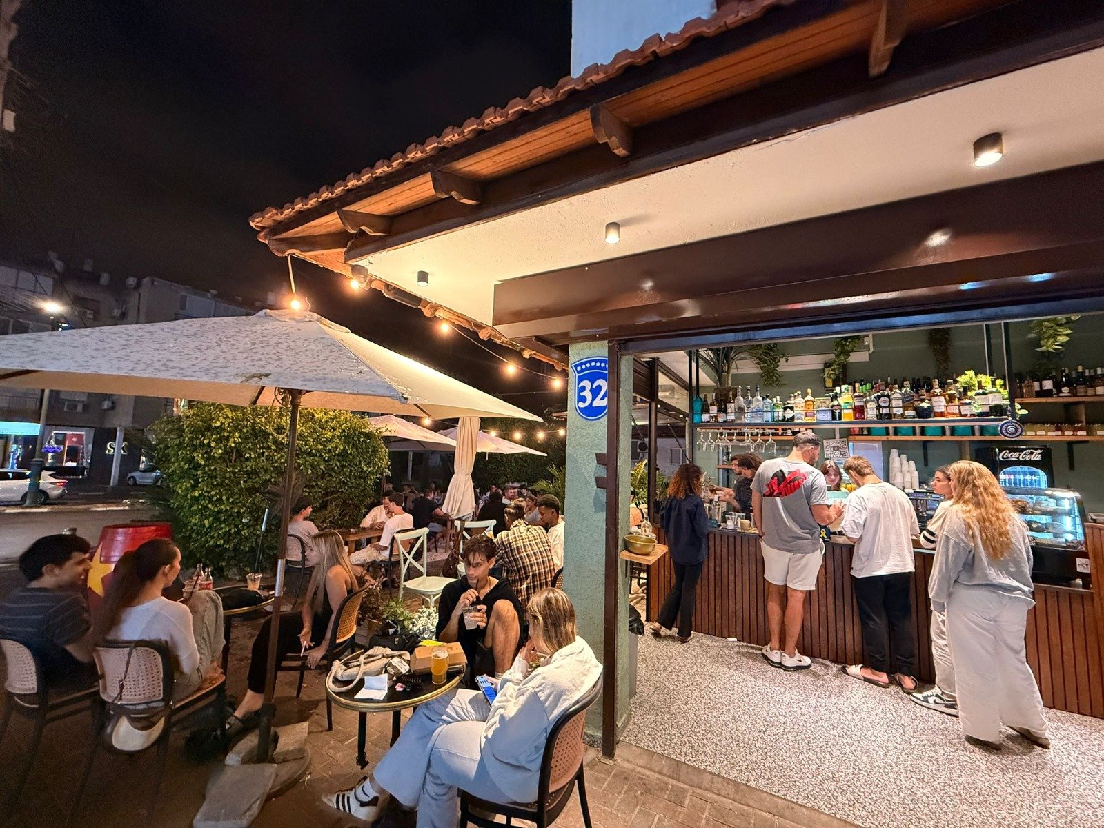 האווירה באנט